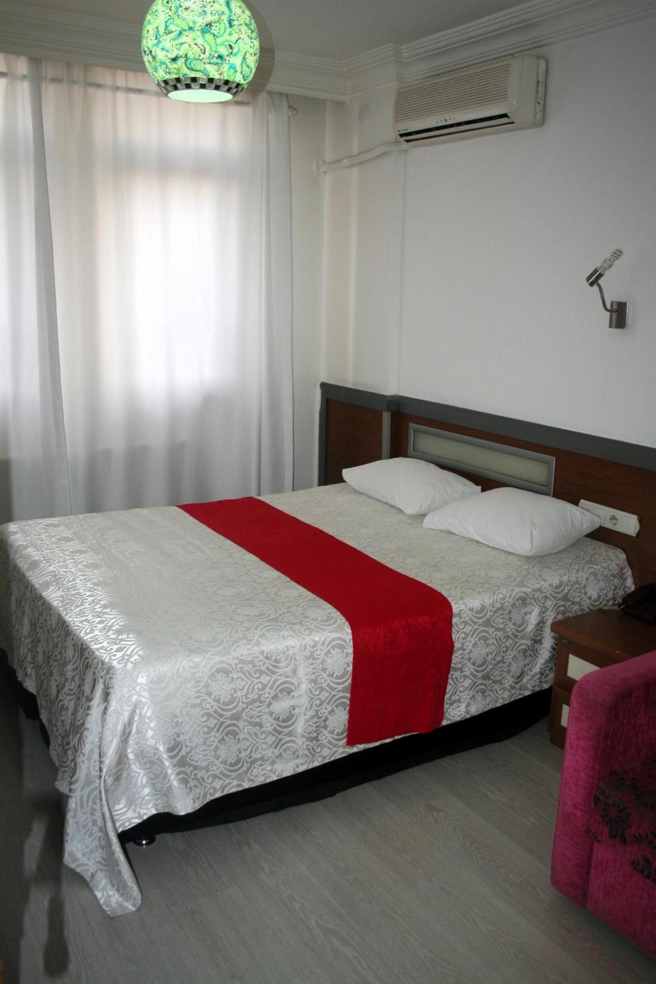 Yeni Kosk Esra Hotel Коня Екстериор снимка